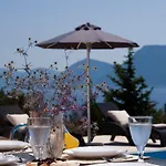 Villa Nema