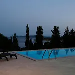 Nema Villa Katomerion