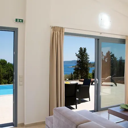 Nema ヴィラ Katomérion